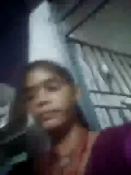 Snapshot of Jooli_cuty chatting on 5, 11, 2025 Jooli cuty online show from 5, 11, 2025