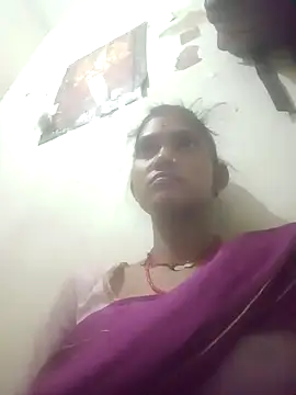 Snapshot of Jooli_cuty chatting on 20, 11, 2025 Jooli cuty online show from 20, 11, 2025