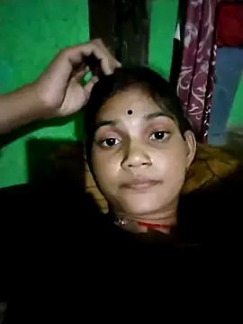 Jooli cuty online show from 8, 4, 2026