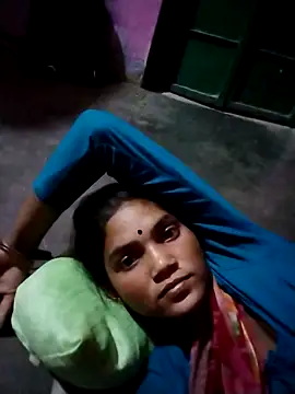 Jooli cuty online show from 9, 3, 2026