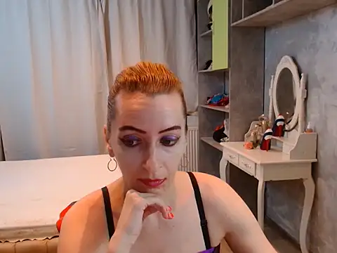 AnneDevrim online show from 29, 11, 2025