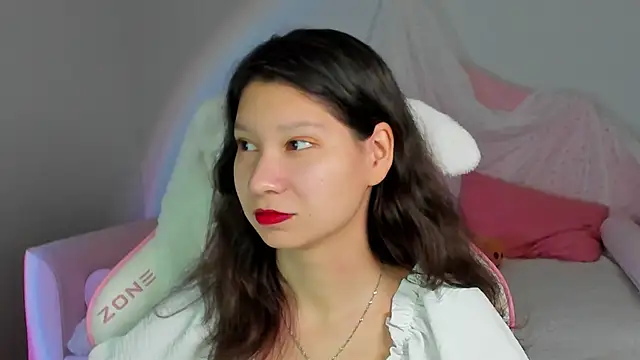 Snapshot of SaraDenars chatting on 27, 11, 2025 SaraDenars online show from 27, 11, 2025