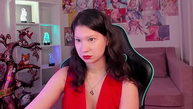 Snapshot of SaraDenars chatting on 7, 11, 2025 SaraDenars online show from 7, 11, 2025