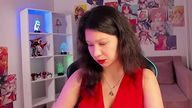 SaraDenars online show from 5, 12, 2025