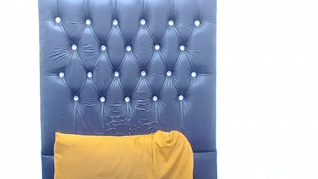 AUGUSTBLOOMxx online show from 1, 2, 2026