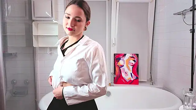 LeenaPuita online show from 11, 11, 2025