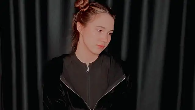 LeenaPuita online show from 11, 1, 2026