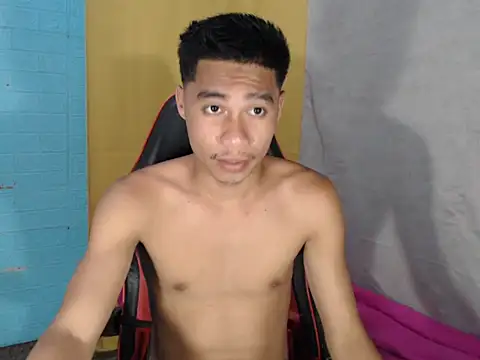 mrsexyteens online show from 15, 5, 2026