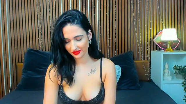 CamillaParis25 online show from 30, 11, 2025