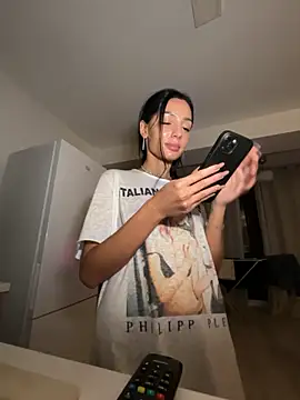 VickyM99 online show from 4, 11, 2025