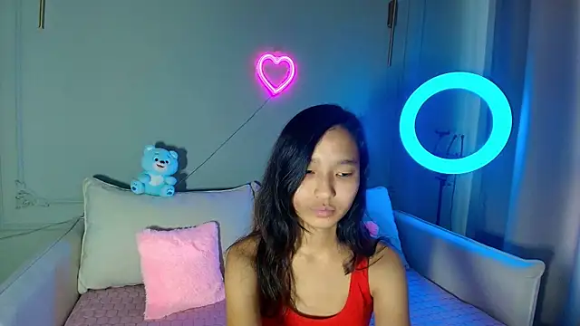 lihnpham online show from 28, 11, 2025