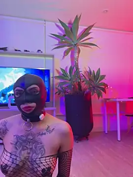 MiluandMIke online show from 11, 11, 2025