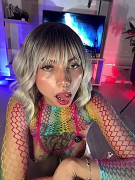 MiluandMIke online show from 12, 11, 2025