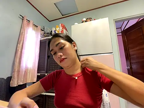 Philina thi online show from 12, 11, 2025