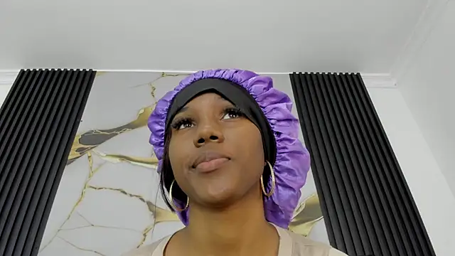 Snapshot of Mia_Devereaux167 chatting on 14, 5, 2026 Mia Devereaux167 online show from 14, 5, 2026