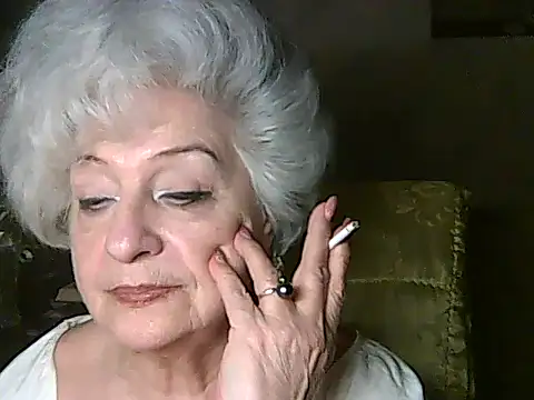 Snapshot of ValeriaKroww chatting on 5, 6, 2026 ValeriaKroww online show from 5, 6, 2026