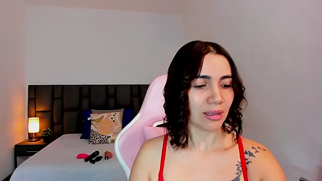 sara ospinna online show from 27, 11, 2025