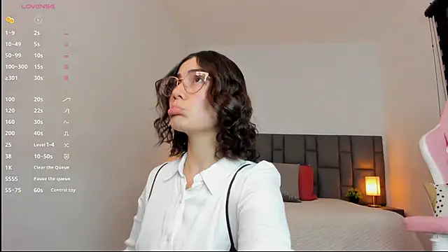 sara ospinna online show from 12, 11, 2025