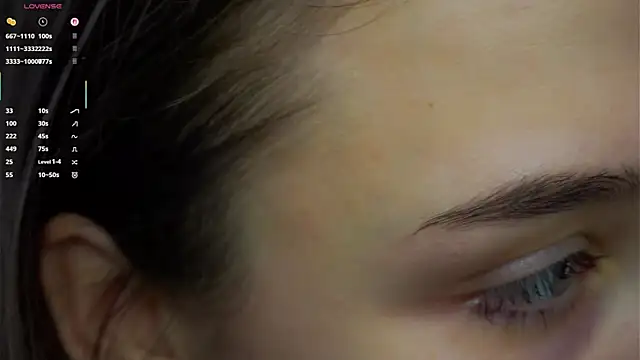 JunieTrippett online show from 24, 11, 2025