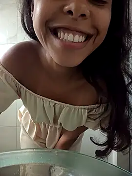 Morenaizzy online show from 7, 11, 2025