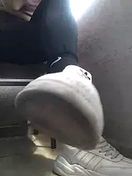 Xeena  online show from 14, 11, 2025