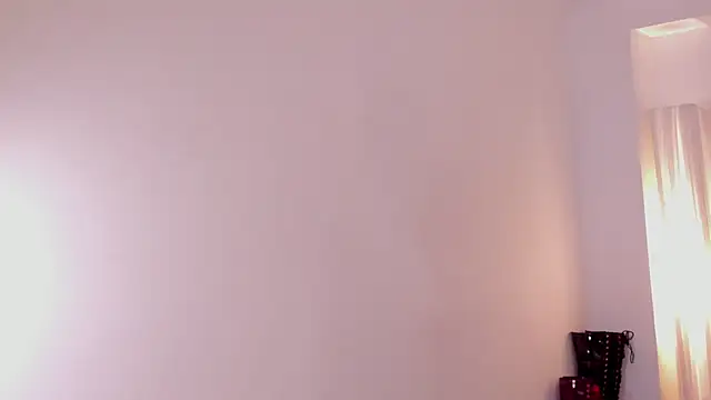 MistressErza online show from 15, 6, 2026