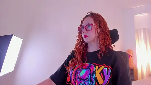 MistressErza online show from 9, 7, 2026