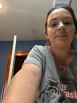 Snapshot of thickfarmtwat chatting on 18, 1, 2026 thickfarmtwat online show from 18, 1, 2026