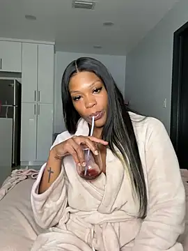 PrincessDreamm online show from 25, 3, 2026