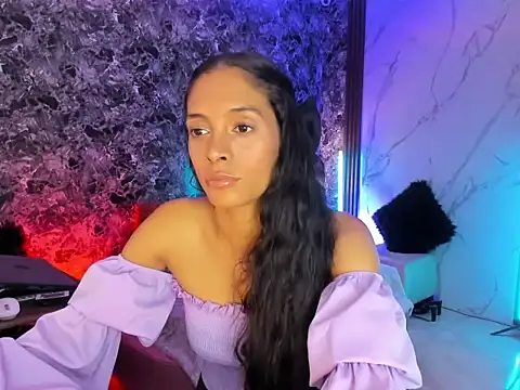 Laura swett online show from 6, 11, 2025