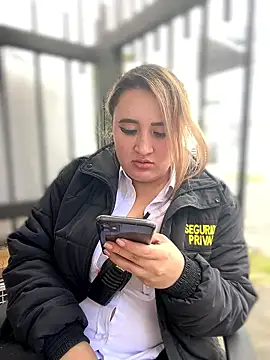 Isabel Noir online show from 18, 1, 2026