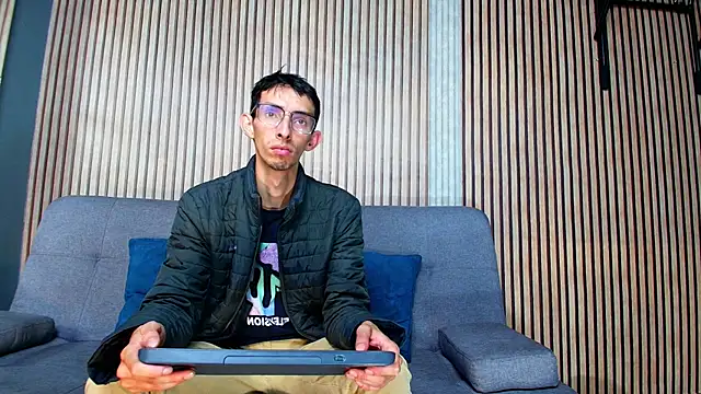 ZyroNight online show from 30, 11, 2025