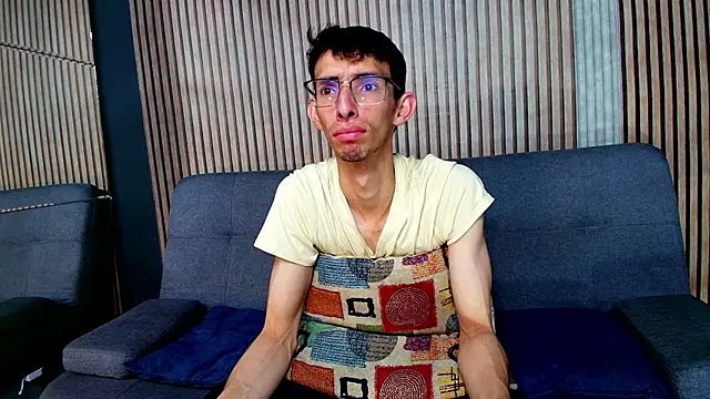 ZyroNight online show from 4, 12, 2025