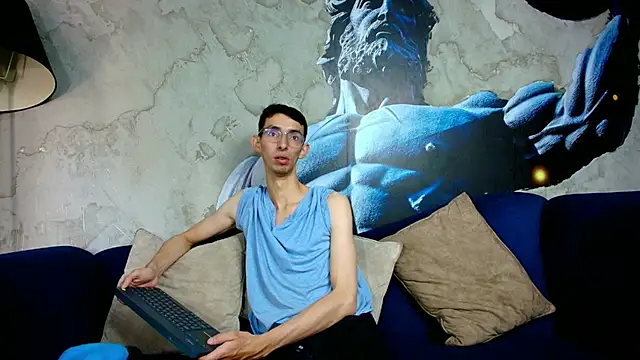 ZyroNight online show from 7, 11, 2025