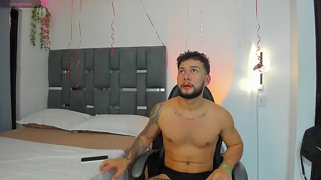 noah corvelle online show from 24, 2, 2026