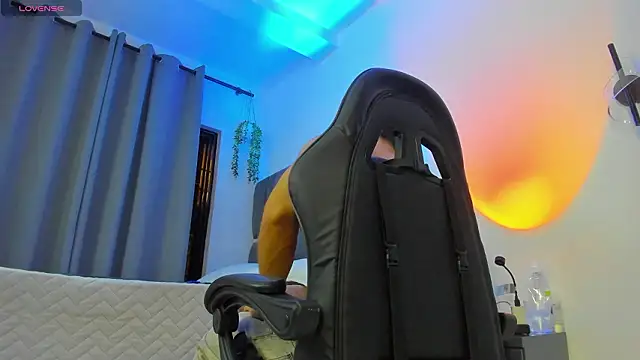 noah corvelle online show from 13, 2, 2026