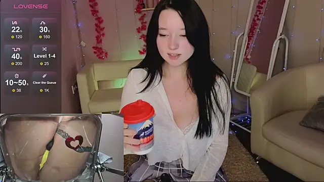 Snapshot of Hanako_Rey chatting on 4, 12, 2025 Hanako Rey online show from 4, 12, 2025