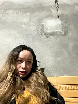 thu-cuoi online show from 17, 12, 2025