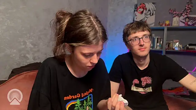 Snapshot of t_files_x chatting on 1, 8, 2026 t files x online show from 1, 8, 2026