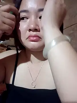 Bee-bgolden online show from 12, 11, 2025