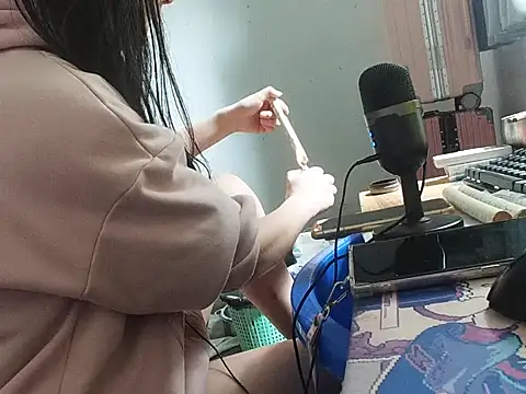 RebelAura online show from 15, 5, 2026