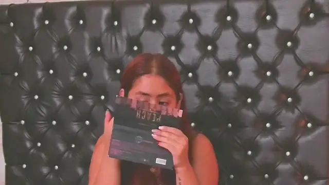 EvaFoxxx  online show from 9, 1, 2026