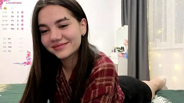 Snapshot of Priscillla_Cute chatting on 24, 2, 2026 Priscillla Cute online show from 24, 2, 2026