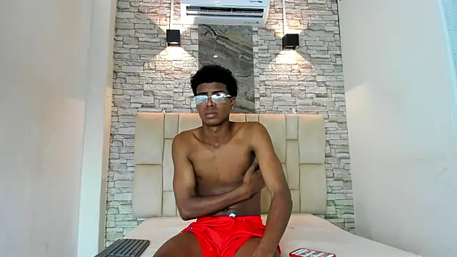 XAVI LEE online show from 28, 11, 2025