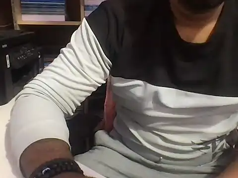 KingCobra 07 online show from 6, 4, 2026