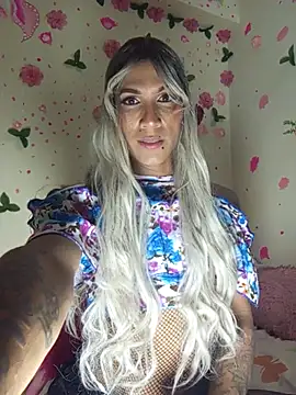 Sthefy luna131 online show from 18, 11, 2025