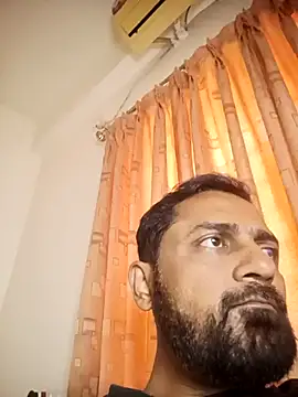 RubyEntity online show from 17, 12, 2025