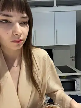 Lissssssa online show from 4, 3, 2026