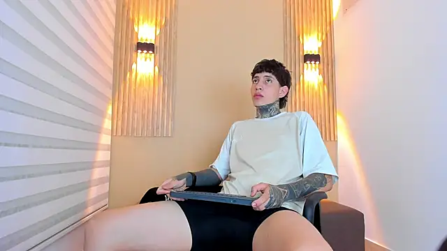 DANTE ARMSTRONG online show from 20, 11, 2025