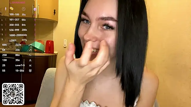 LonnaStehlik online show from 22, 11, 2025